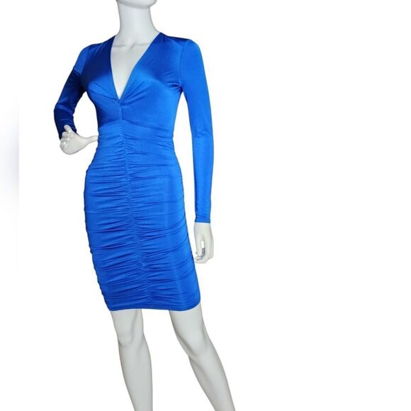 Guess - Picture 3 of 9